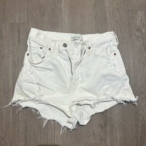 Abercrombie & Fitch The Mom Short High Rise Destroyed White Size 28/6